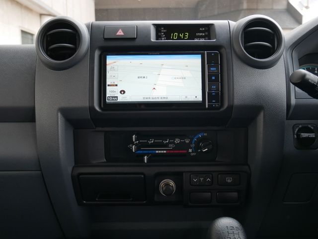 TOYOTA LANDCRUISER van 2015