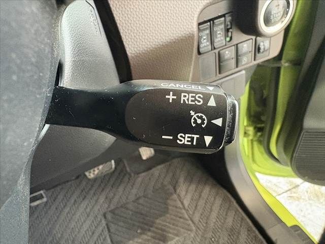 TOYOTA ROOMY 2016
