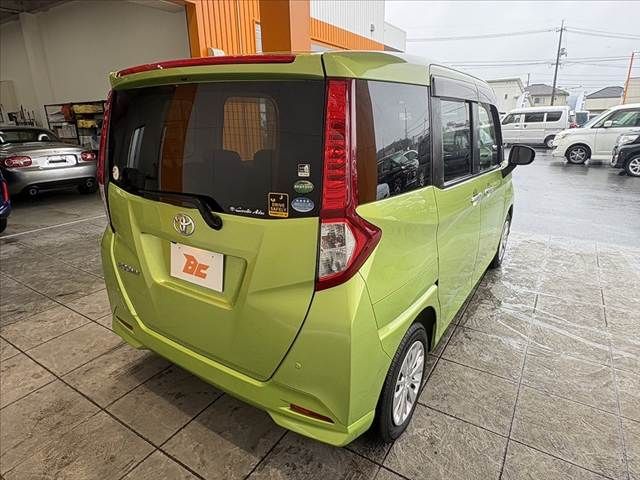 TOYOTA ROOMY 2016