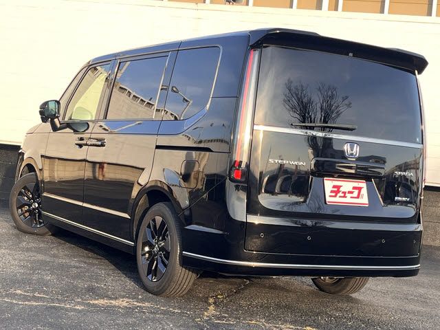 HONDA STEPWAGON 2023