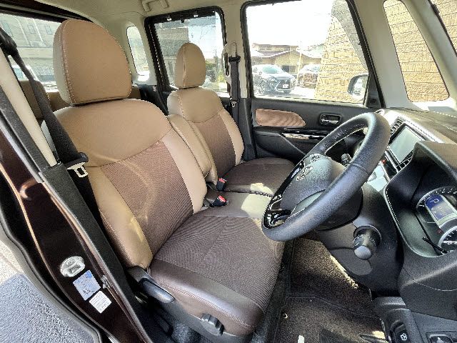 NISSAN DAYZ ROOX 4WD 2017