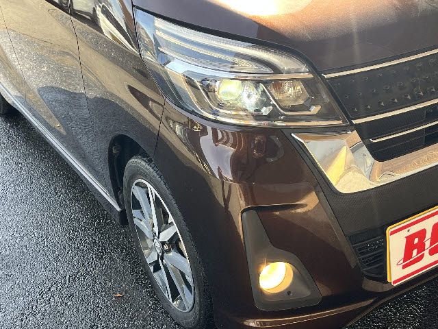 NISSAN DAYZ ROOX 4WD 2017