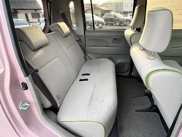 TOYOTA PIXIS SPACE 2016