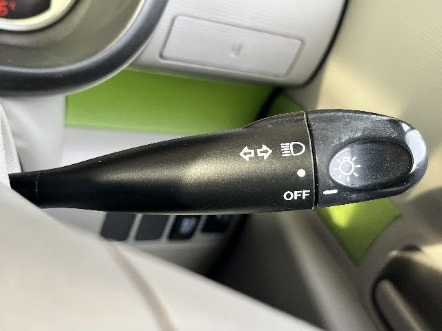 TOYOTA PIXIS SPACE 2016