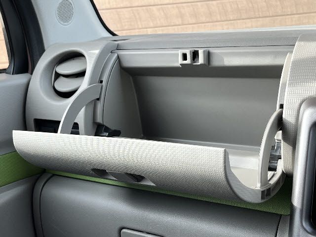 TOYOTA PIXIS SPACE 2016