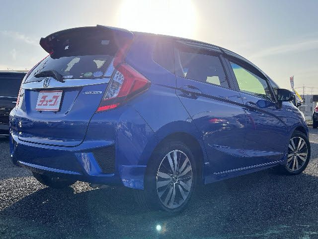HONDA FIT HYBRID 2016