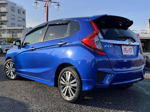HONDA FIT HYBRID 2016
