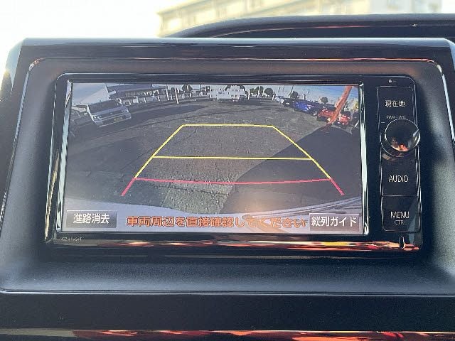 TOYOTA ESQUIRE HYBRID 2015