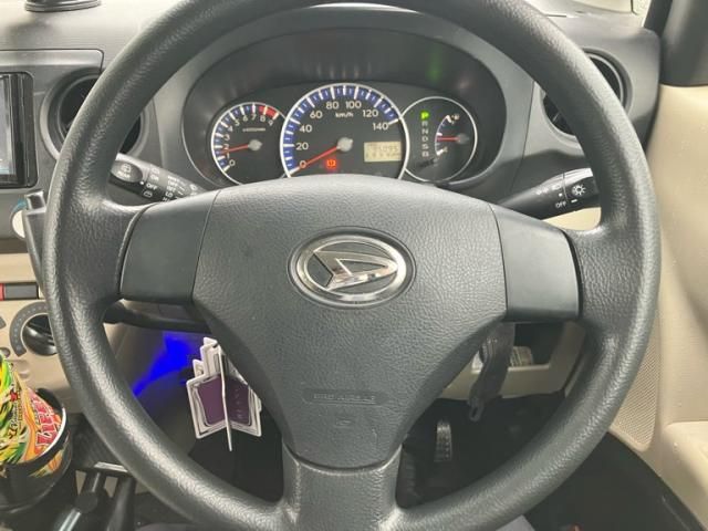 DAIHATSU TANTO Exe 2011