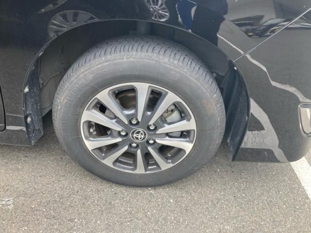 TOYOTA ESQUIRE HYBRID 2021