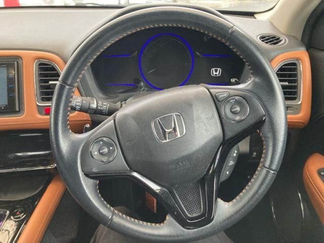 HONDA VEZEL HYBRID 2014