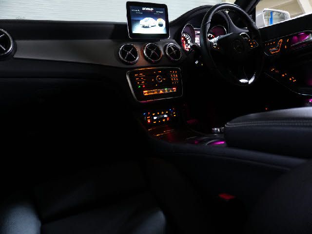 MERCEDES BENZ MERCEDES BENZ CLA class 2018