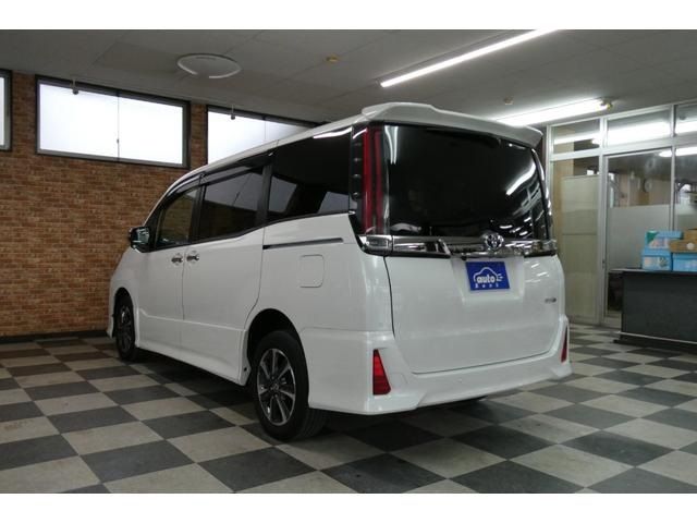 TOYOTA NOAH 4WD 2021