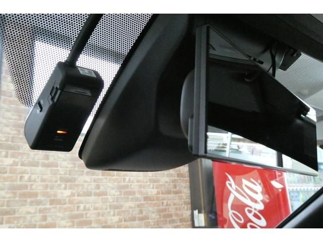 TOYOTA NOAH 4WD 2021