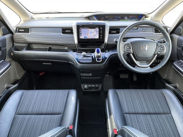 HONDA FREED HYBRID 2016