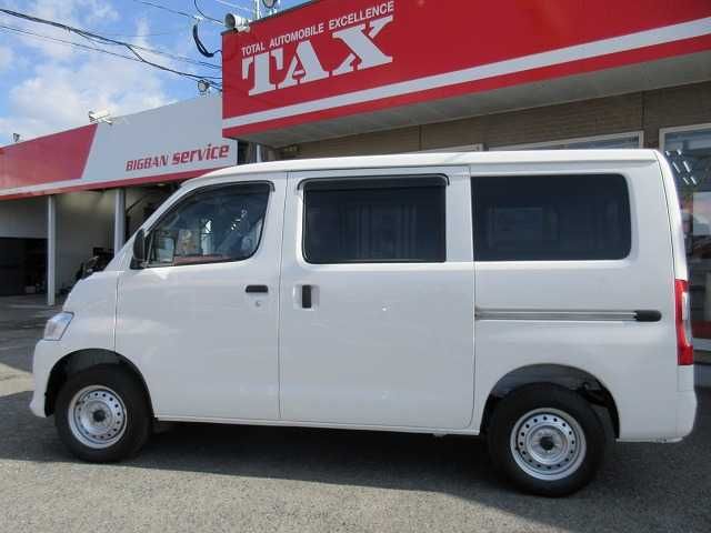 TOYOTA TOWNACE van 2WD 2025