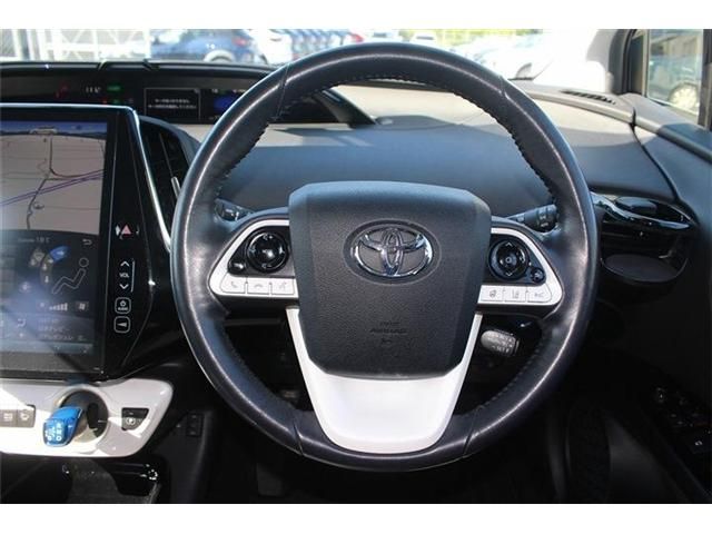 TOYOTA PRIUS PHV 2018