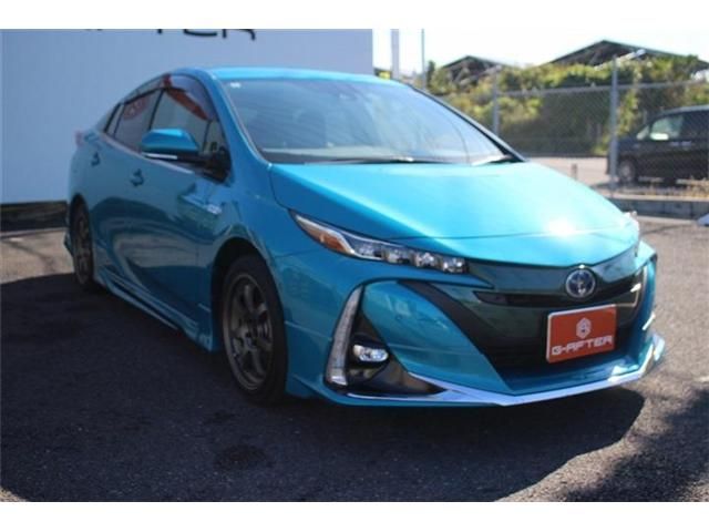 TOYOTA PRIUS PHV 2018