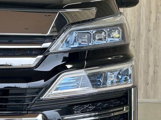 TOYOTA VELLFIRE  HYBRID 4WD 2018