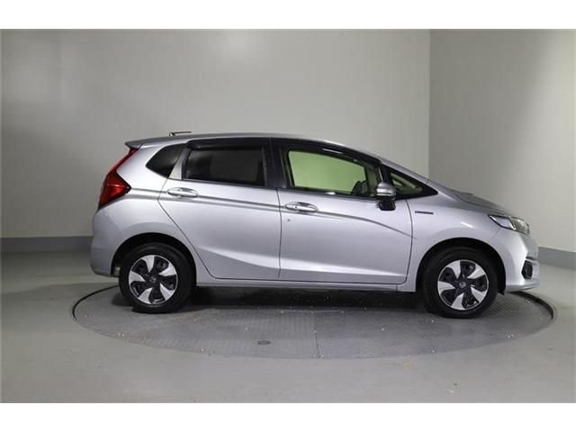 HONDA FIT HYBRID 4WD 2018