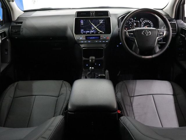 TOYOTA LANDCRUISER PRADO 2023