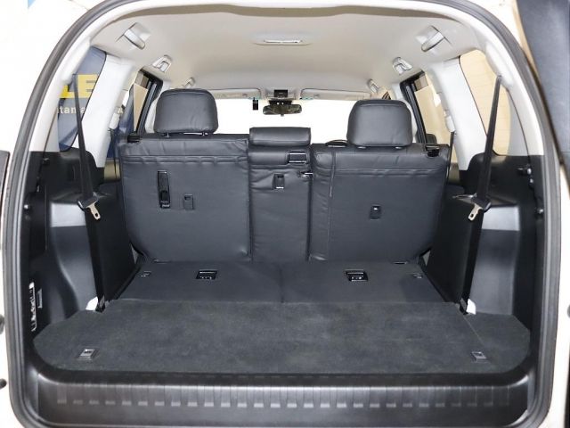 TOYOTA LANDCRUISER PRADO 2023