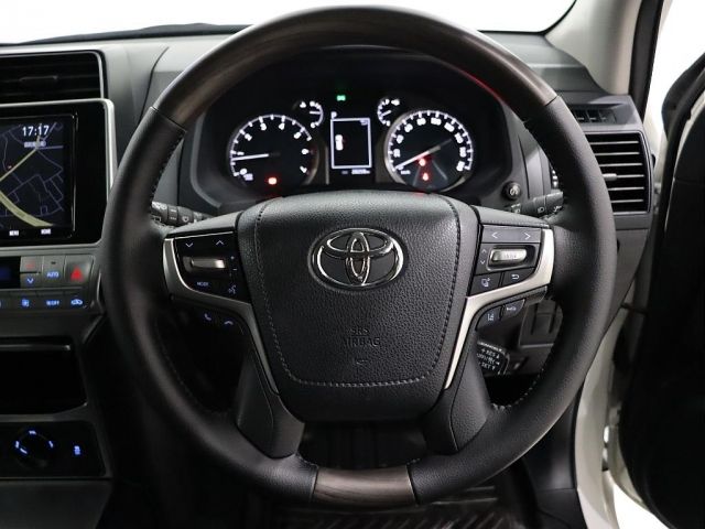 TOYOTA LANDCRUISER PRADO 2023