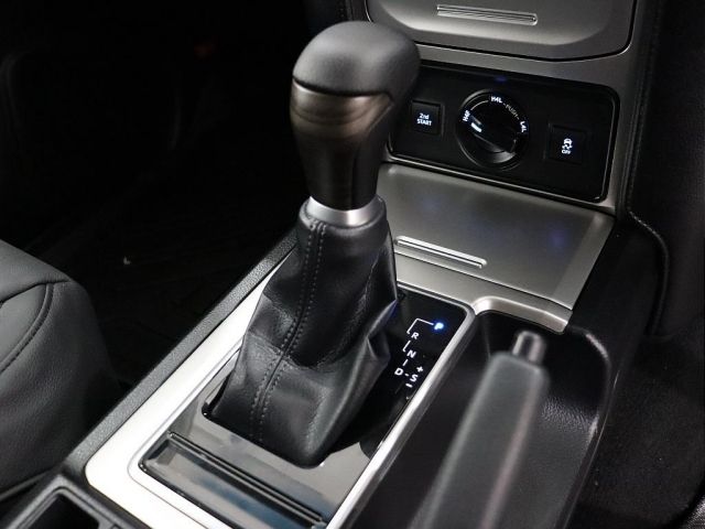 TOYOTA LANDCRUISER PRADO 2023