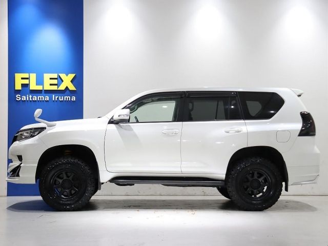 TOYOTA LANDCRUISER PRADO 2023
