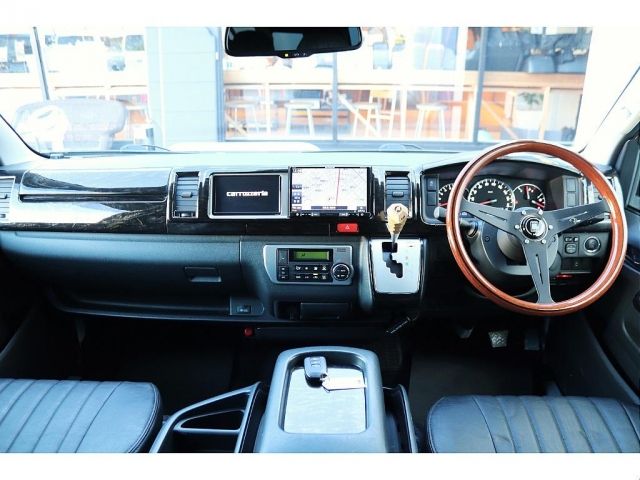 TOYOTA HIACE wagon 2016