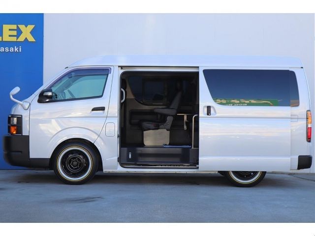 TOYOTA HIACE wagon 2016