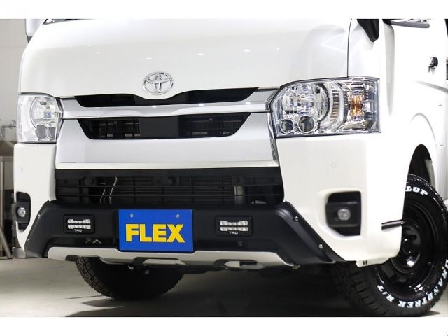 TOYOTA HIACE van 4WD 2024