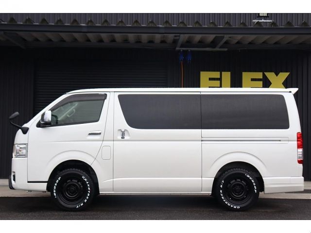 TOYOTA HIACE van 4WD 2024