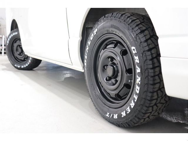 TOYOTA HIACE van 4WD 2024