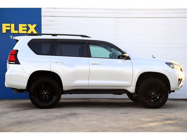 TOYOTA LANDCRUISER PRADO 2021