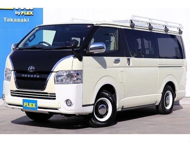 TOYOTA HIACE van 4WD 2018