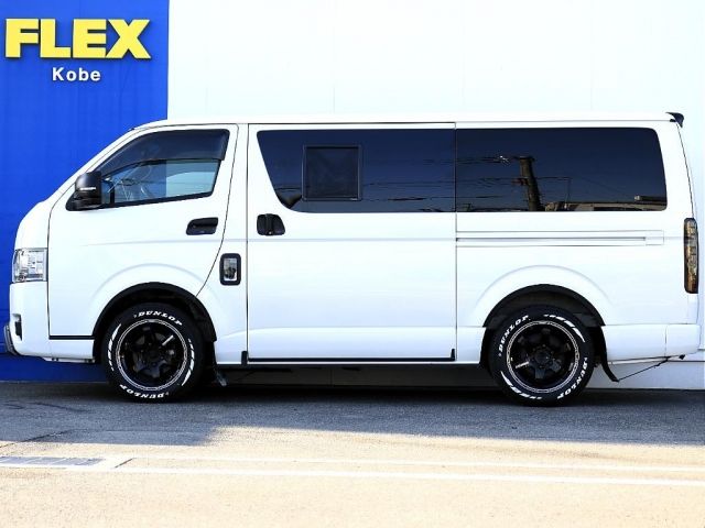 TOYOTA HIACE van 4WD 2022