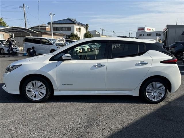 NISSAN LEAF 2018