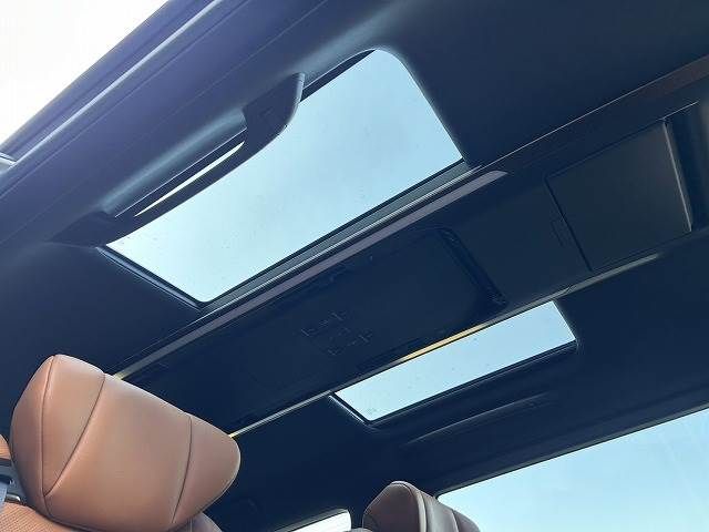 TOYOTA VELLFIRE 2024