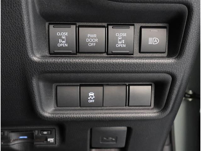 TOYOTA SIENTA HYBRID 2023