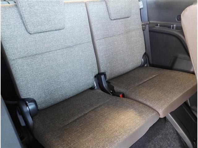 TOYOTA SIENTA HYBRID 2023