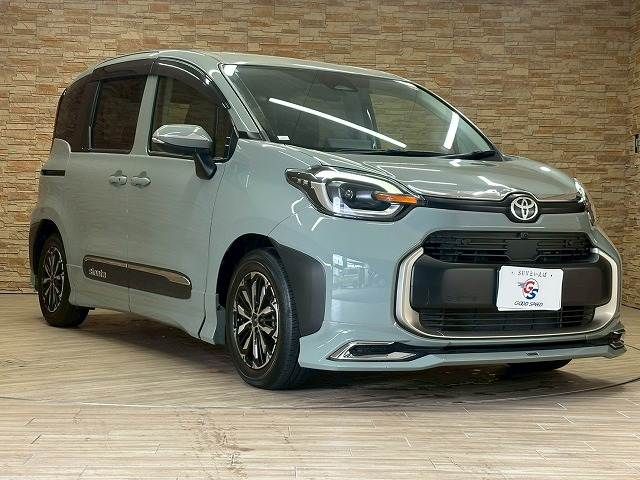 TOYOTA SIENTA HYBRID 2023