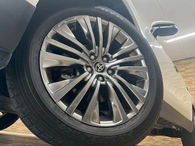 TOYOTA HARRIER HYBRID 2020