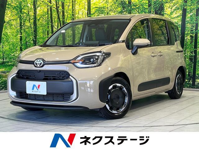 TOYOTA SIENTA HYBRID 2025