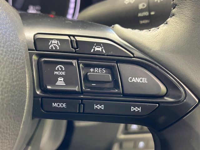 TOYOTA SIENTA HYBRID 2025