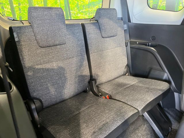 TOYOTA SIENTA HYBRID 2025