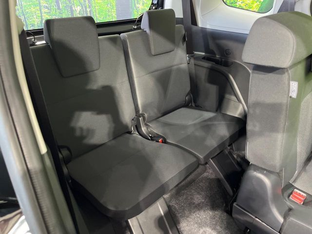 TOYOTA SIENTA HYBRID 2024