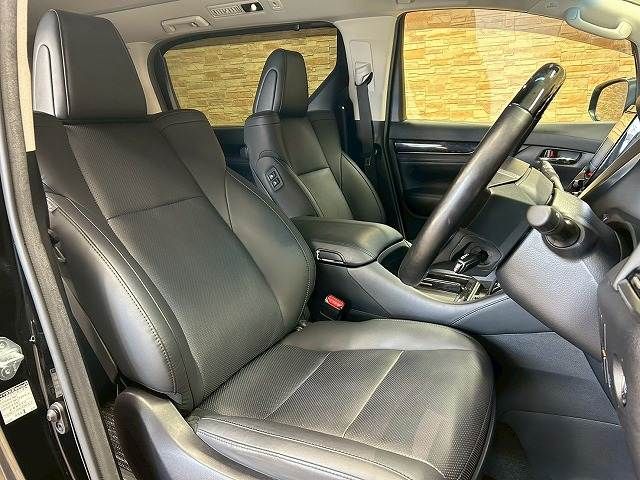 TOYOTA VELLFIRE 2020