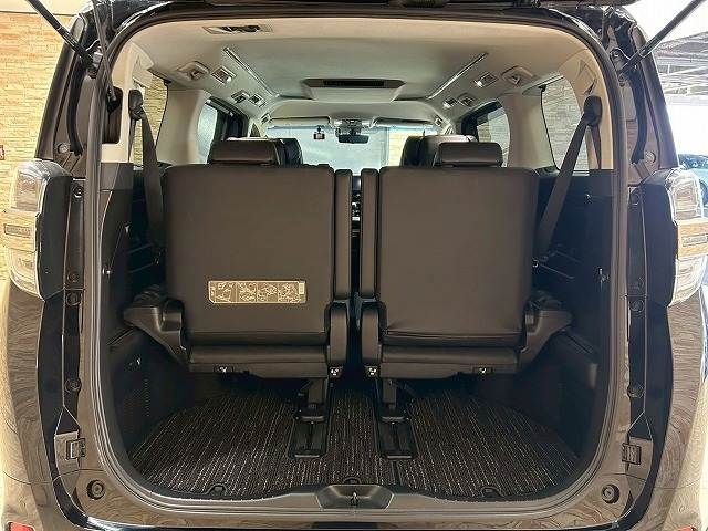 TOYOTA VELLFIRE 2020