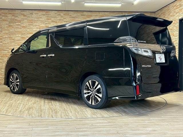 TOYOTA VELLFIRE 2020